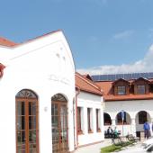 Kattintson a képre az új ablakban megnyíló eredeti felbontású fotóért.