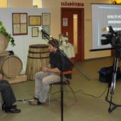 Kattintson a képre az új ablakban megnyíló eredeti felbontású fotóért.